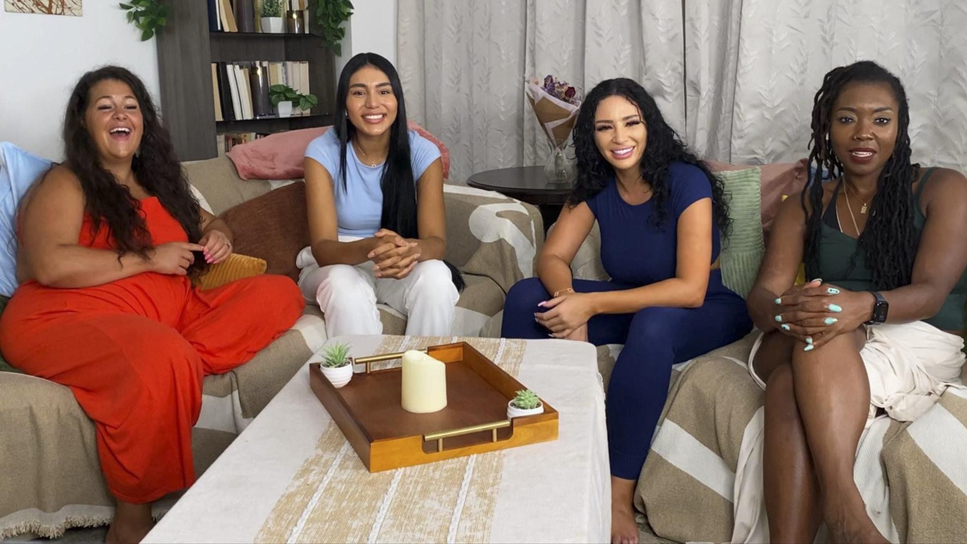 90 Day Fiancé: Pillow Talk background
