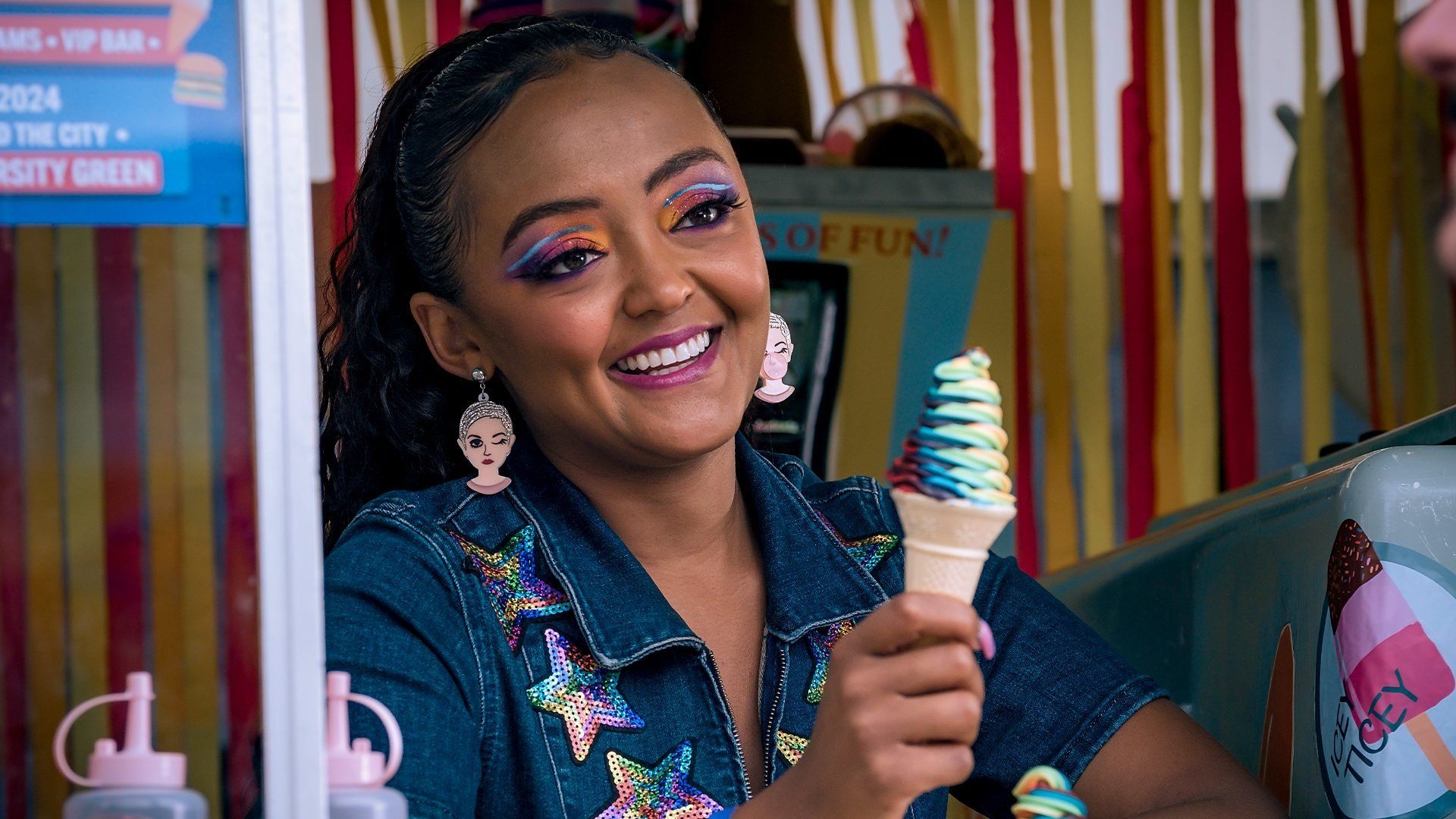 Smoggie Queens background