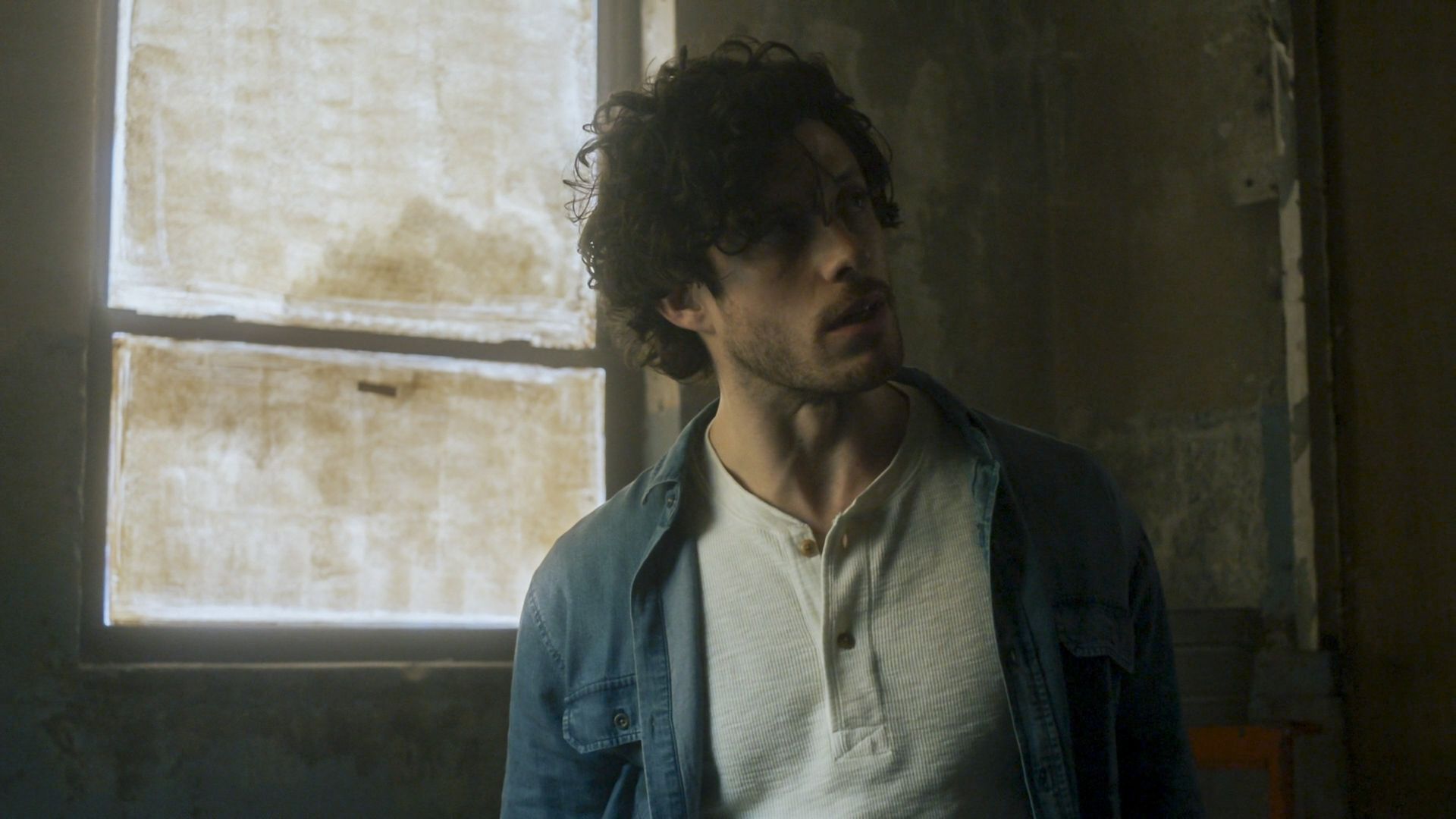 The Blacklist: Redemption background