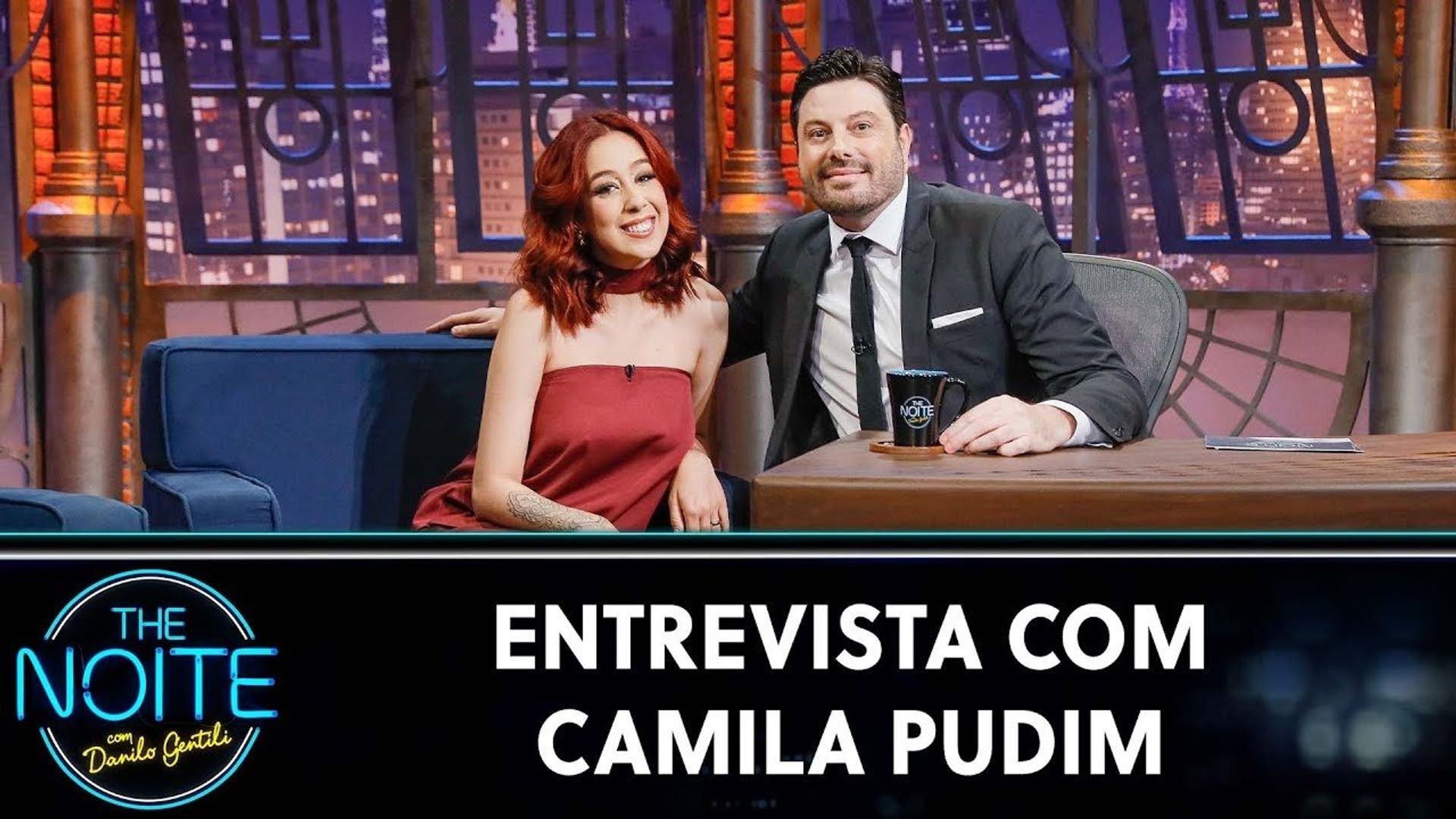 The Noite com Danilo Gentili background