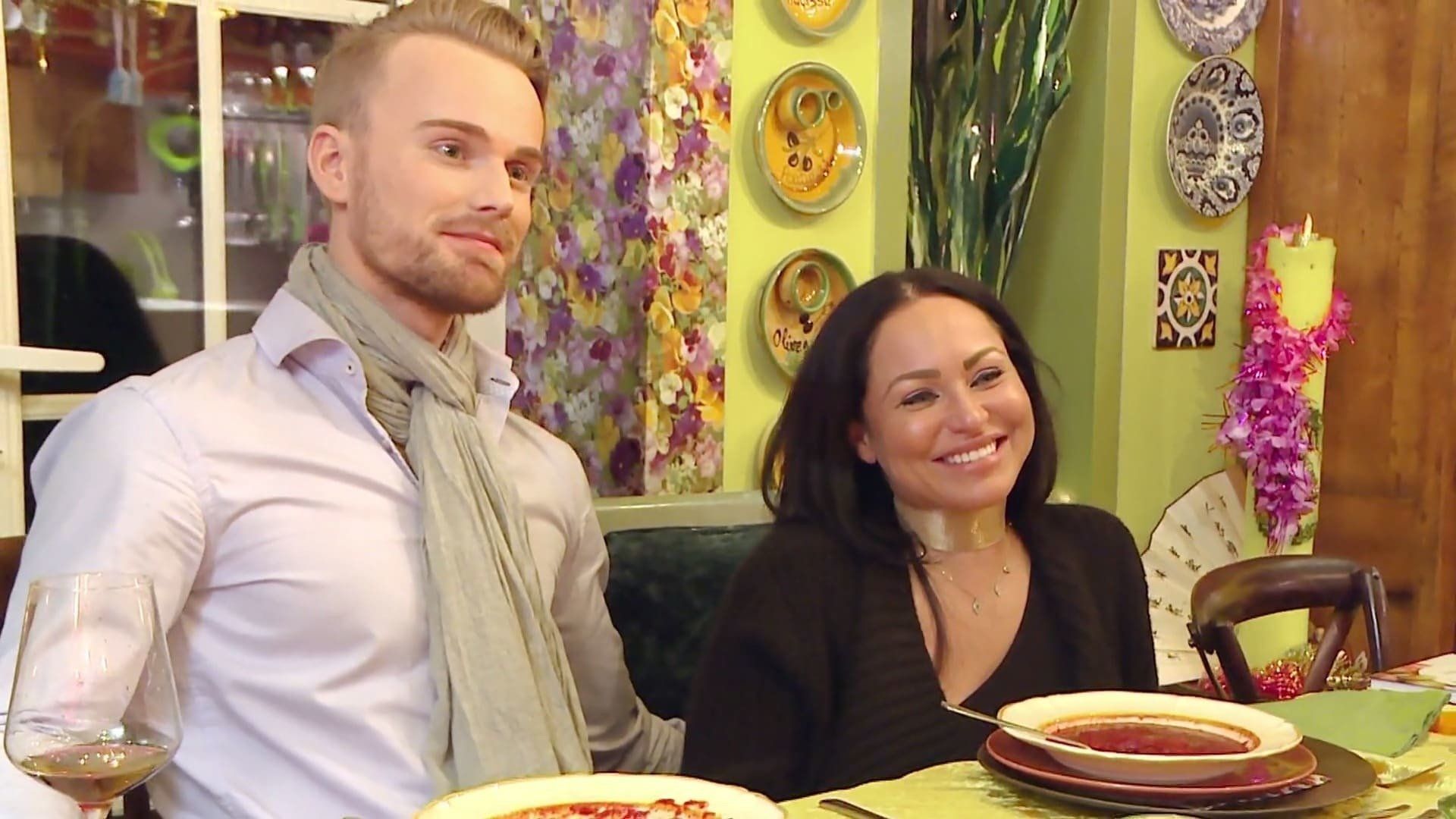 90 Day Fiancé: Before the 90 Days background