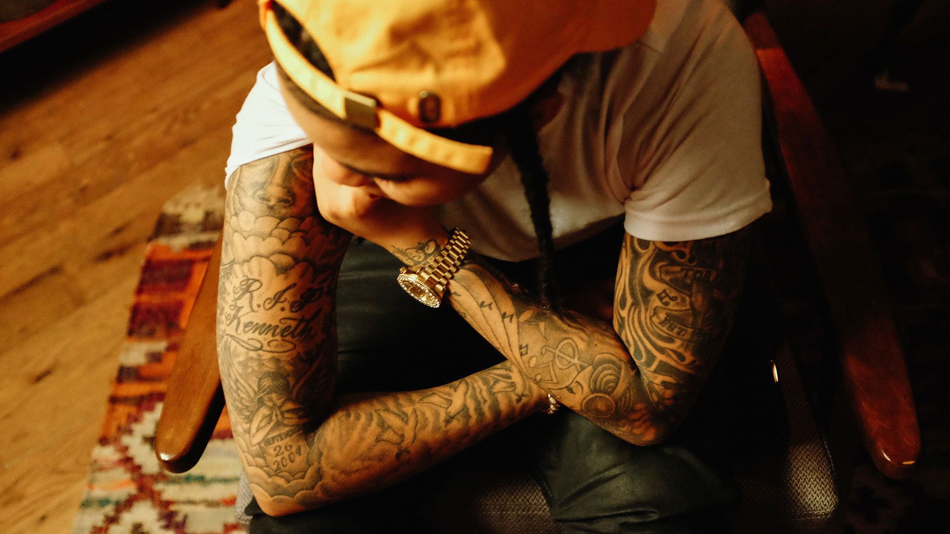 The Therapist background