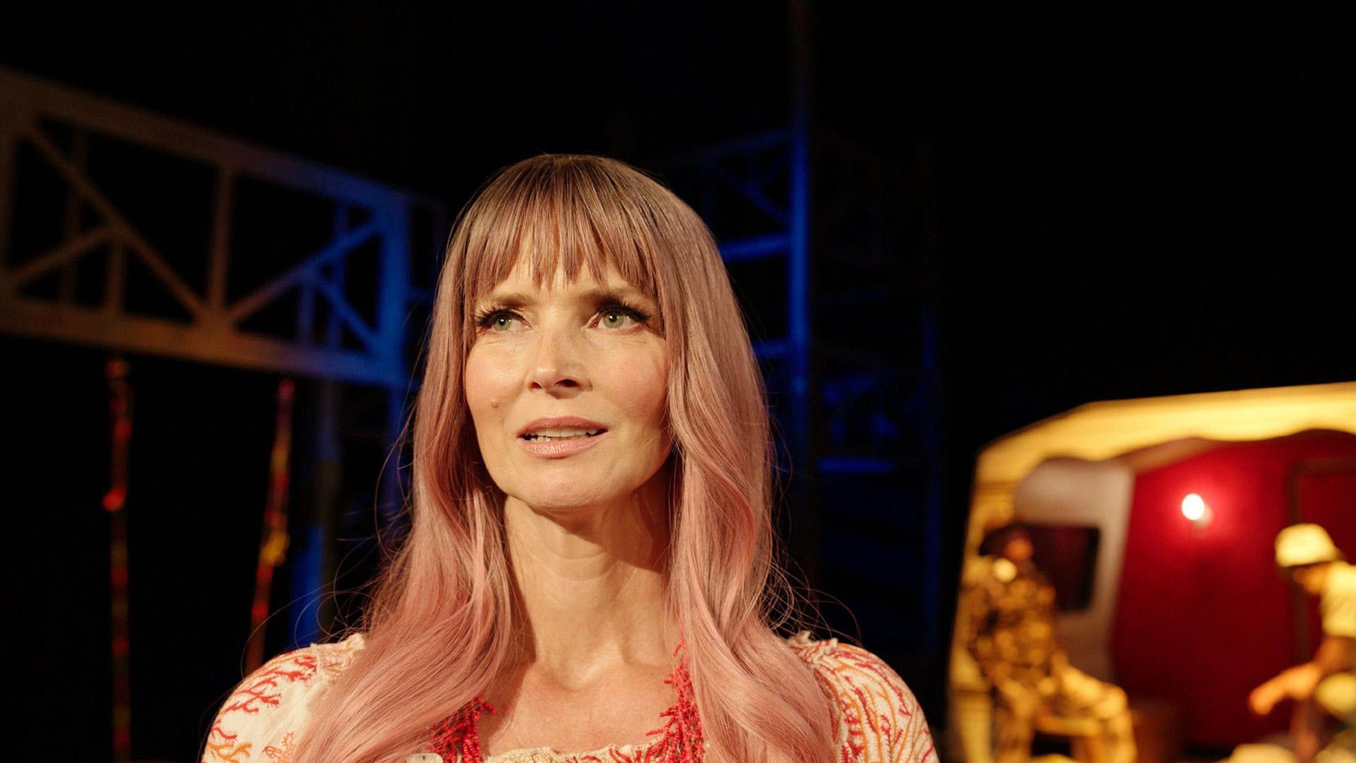 Ze Network background