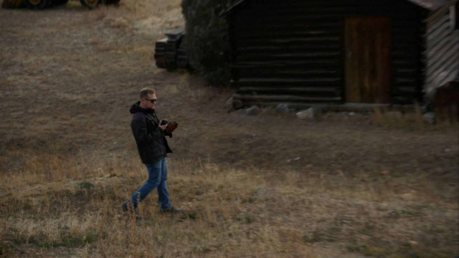 Ghosts of Devil's Perch background