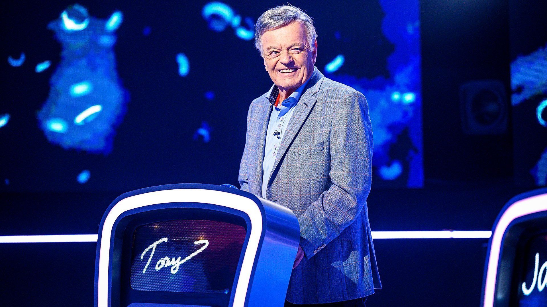 The Weakest Link background
