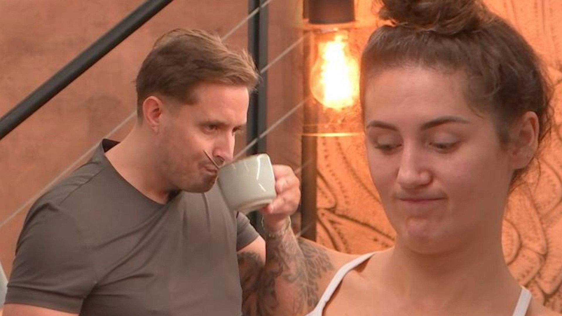 De Bondgenoten background