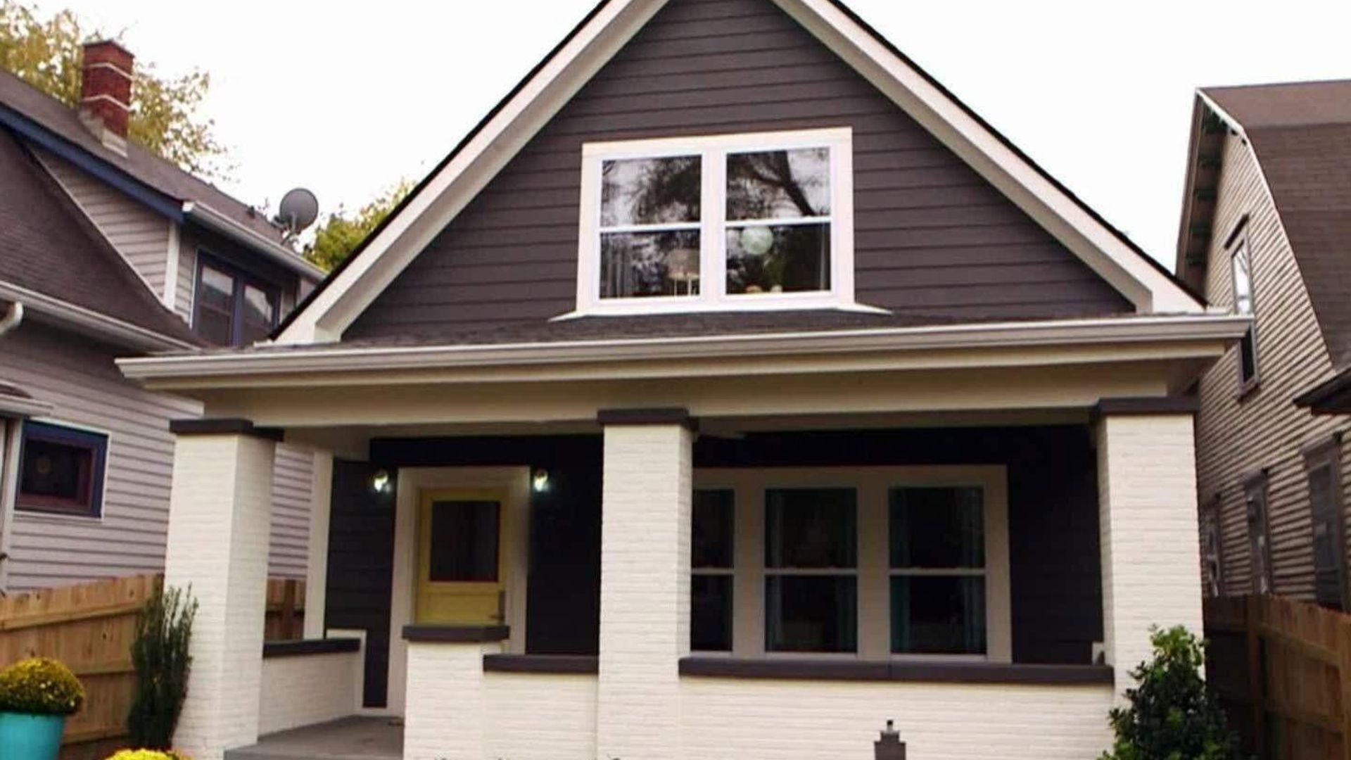 Good Bones background