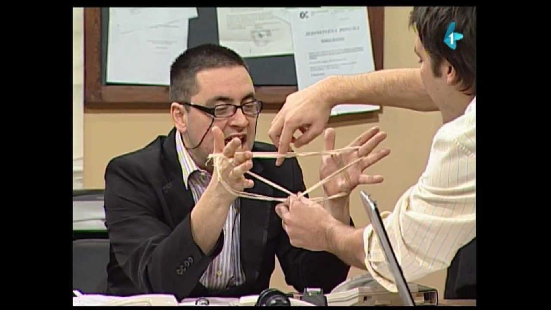 Drzavni Posao background