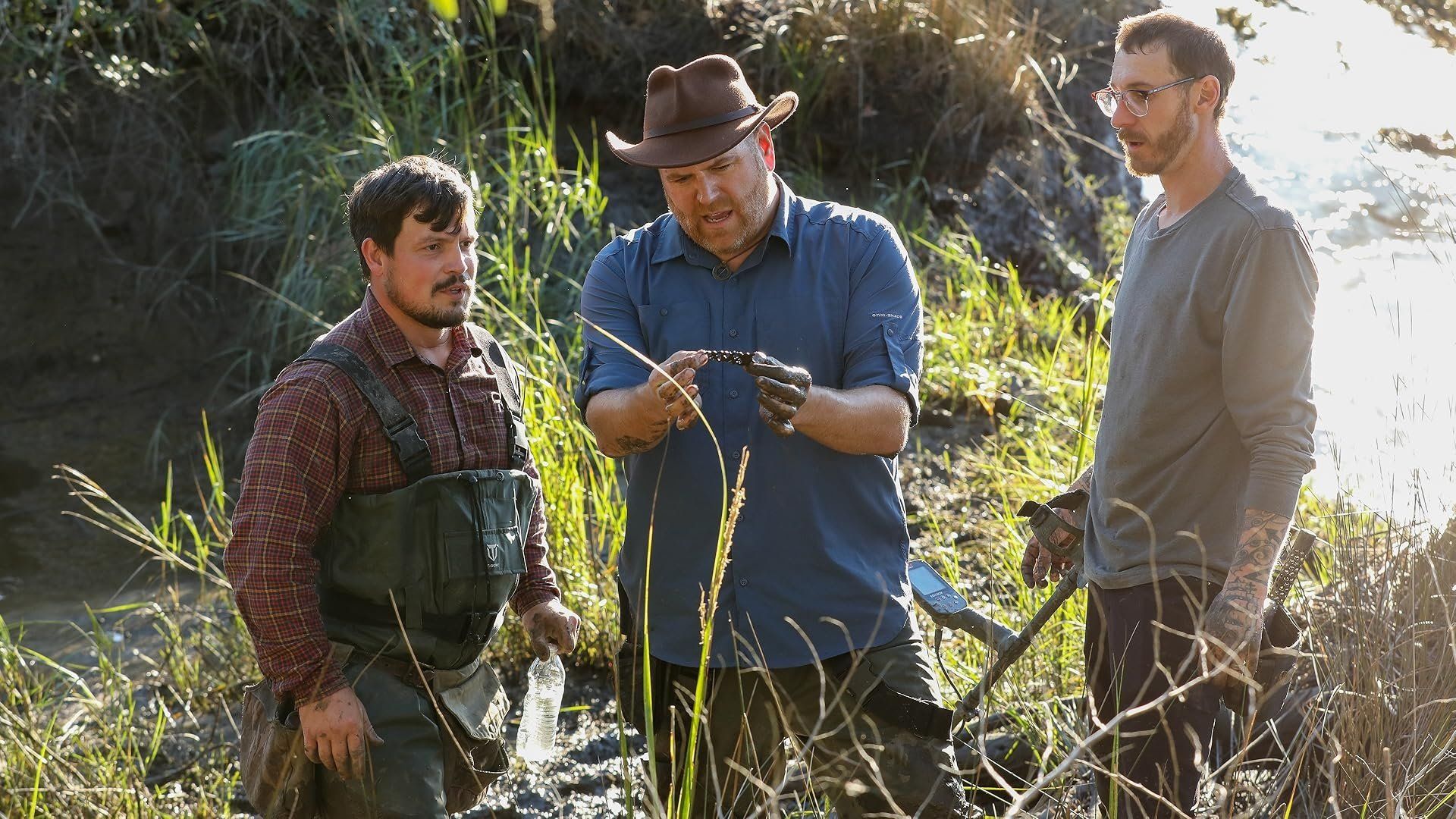 Expedition Unknown background