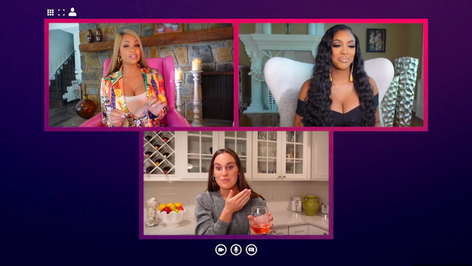 Bravo's Chat Room background