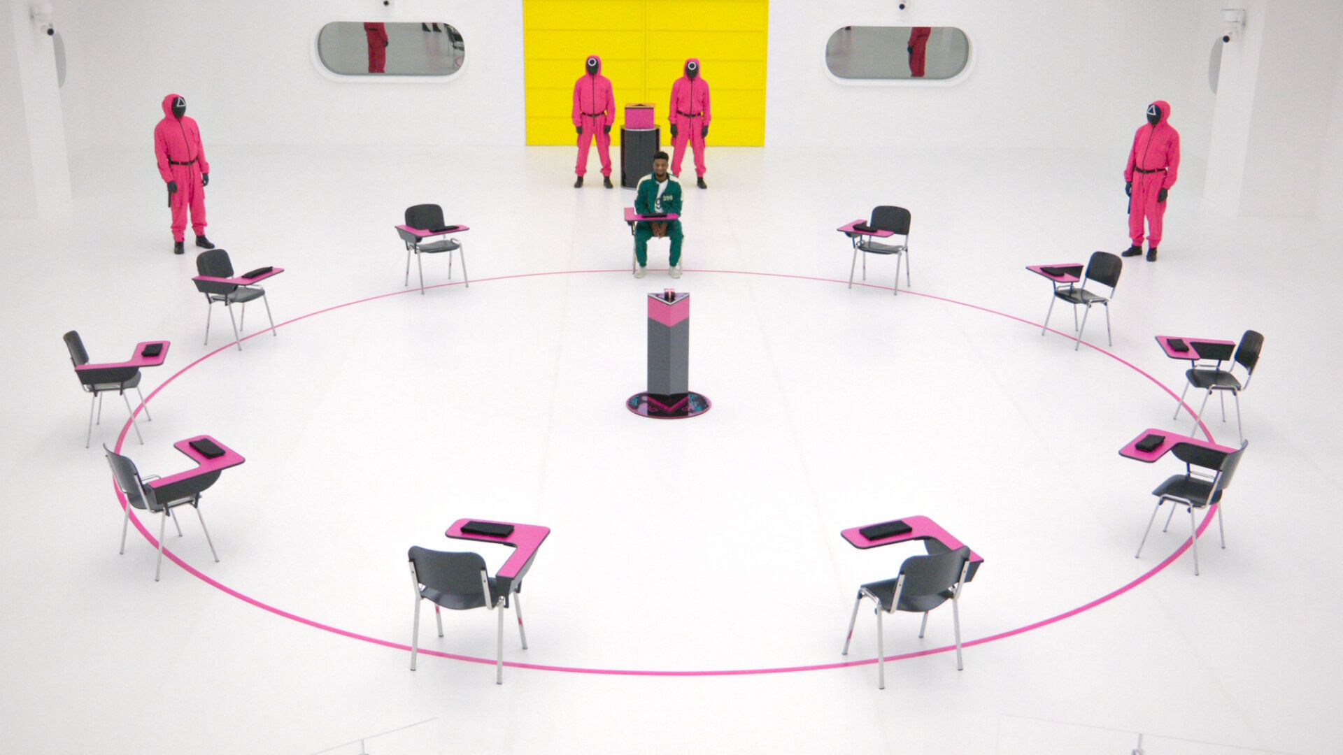 Squid Game: The Challenge background