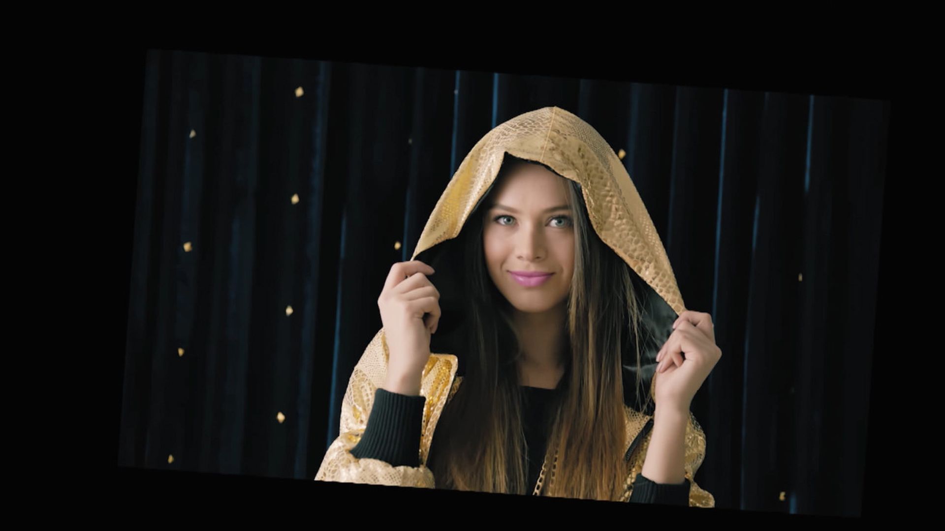 The Queen of Flow background