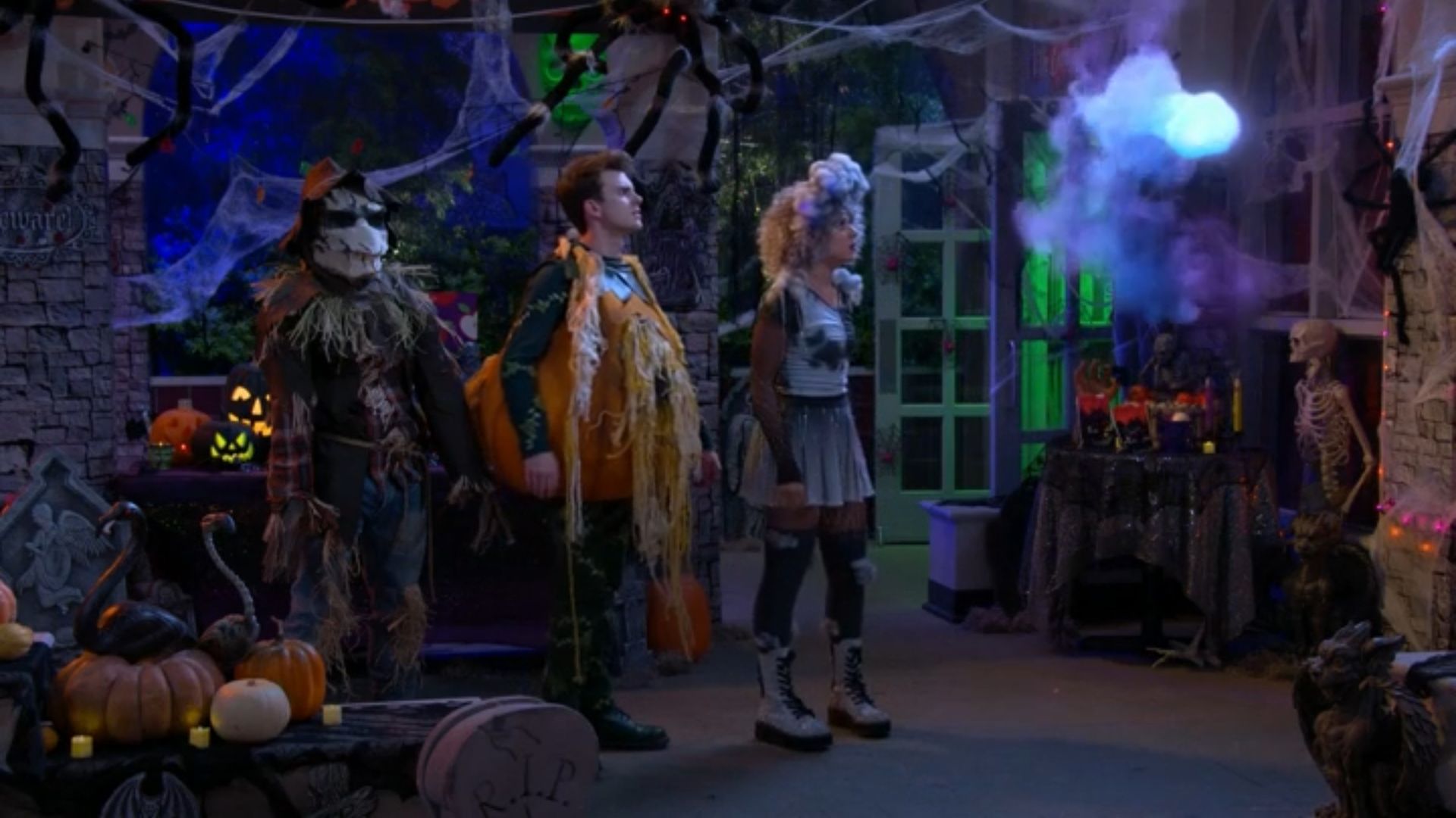 The Villains of Valley View background