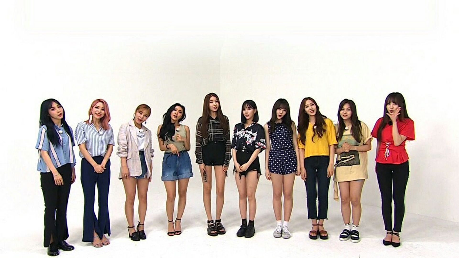 Weekly Idol background