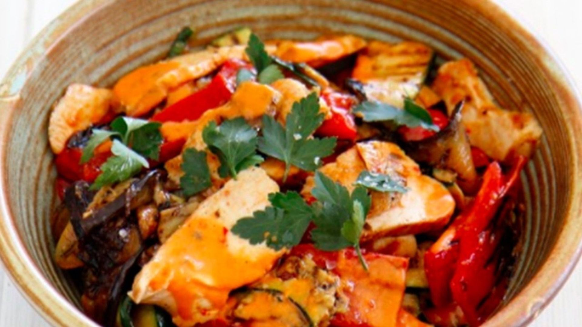 Sammy & Bella's Kitchen Rescue background