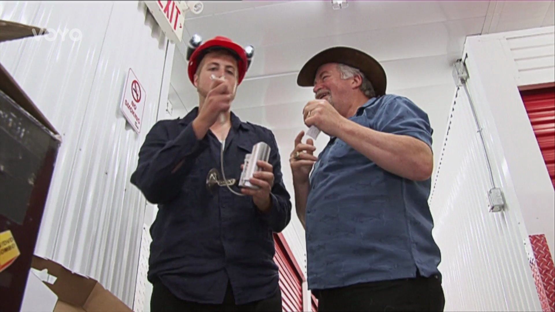 Storage Wars Canada background