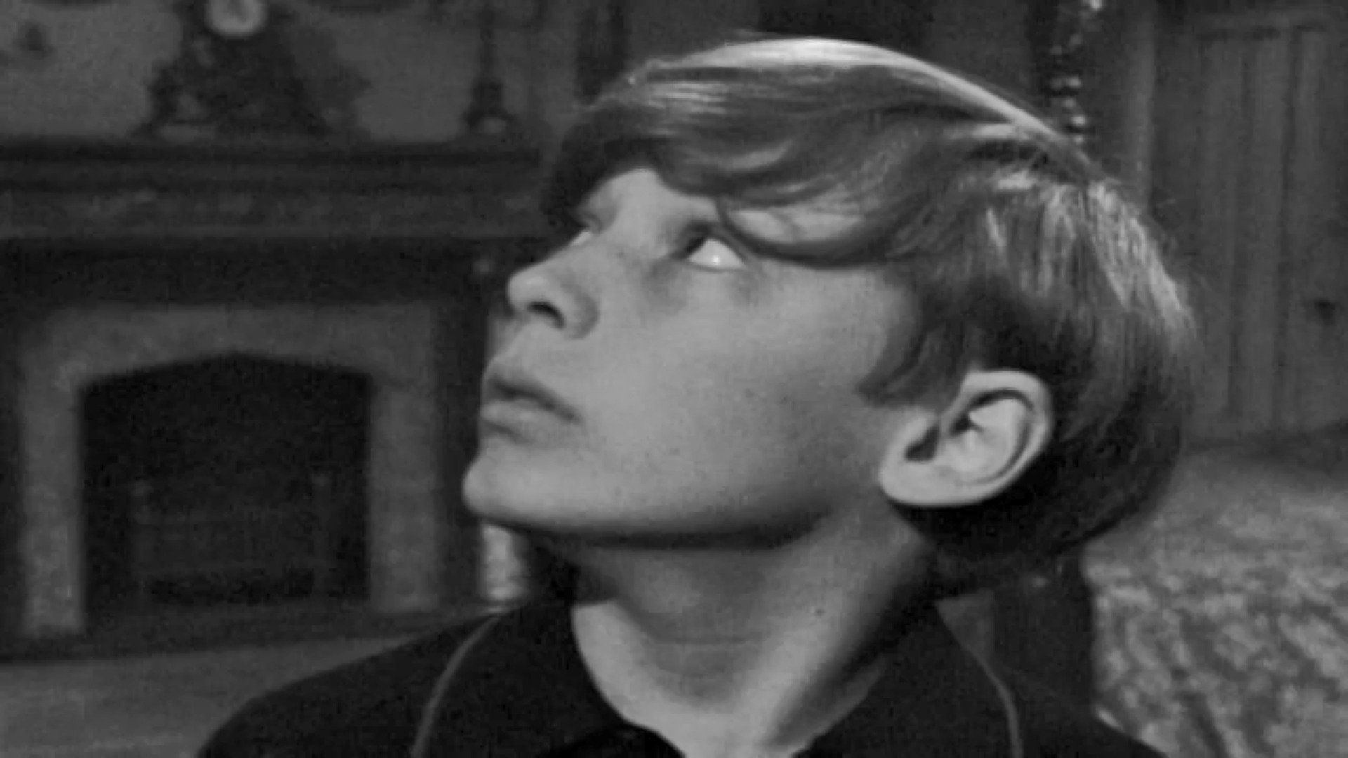 Dark Shadows background