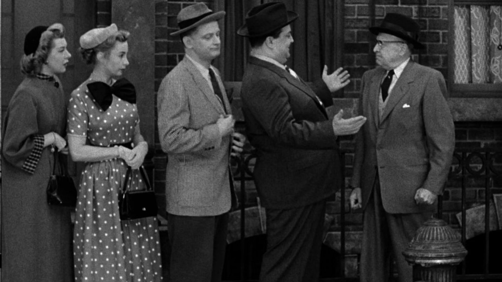 The Honeymooners background