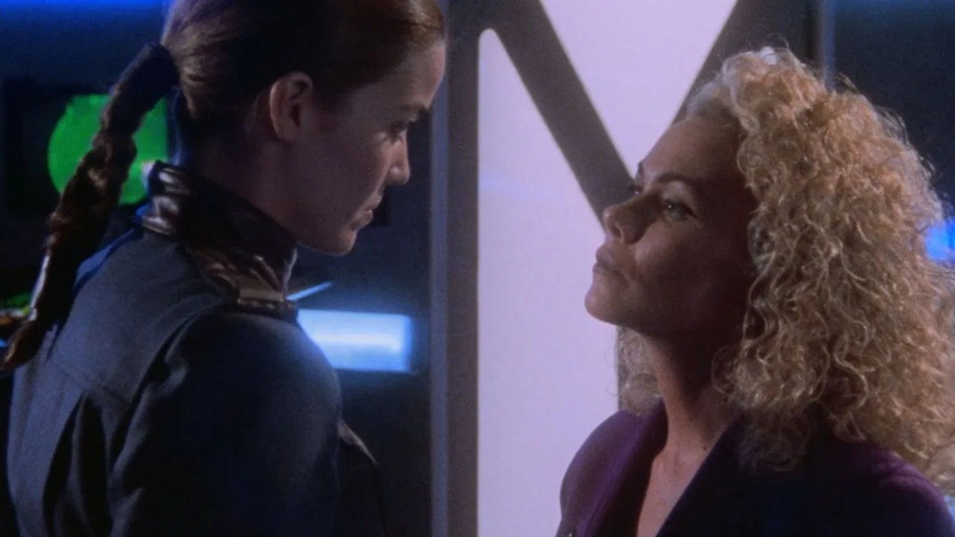Babylon 5 background