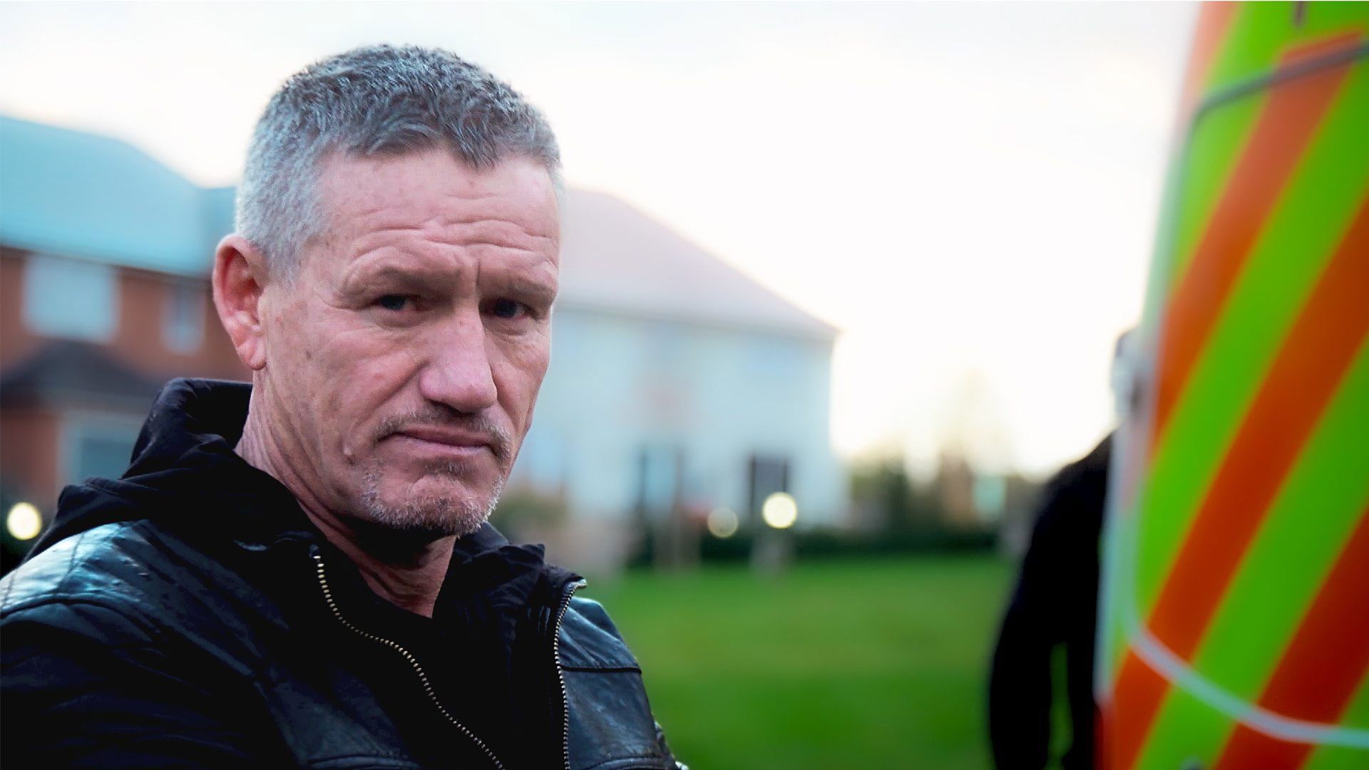 SAS: Catching the Criminals background