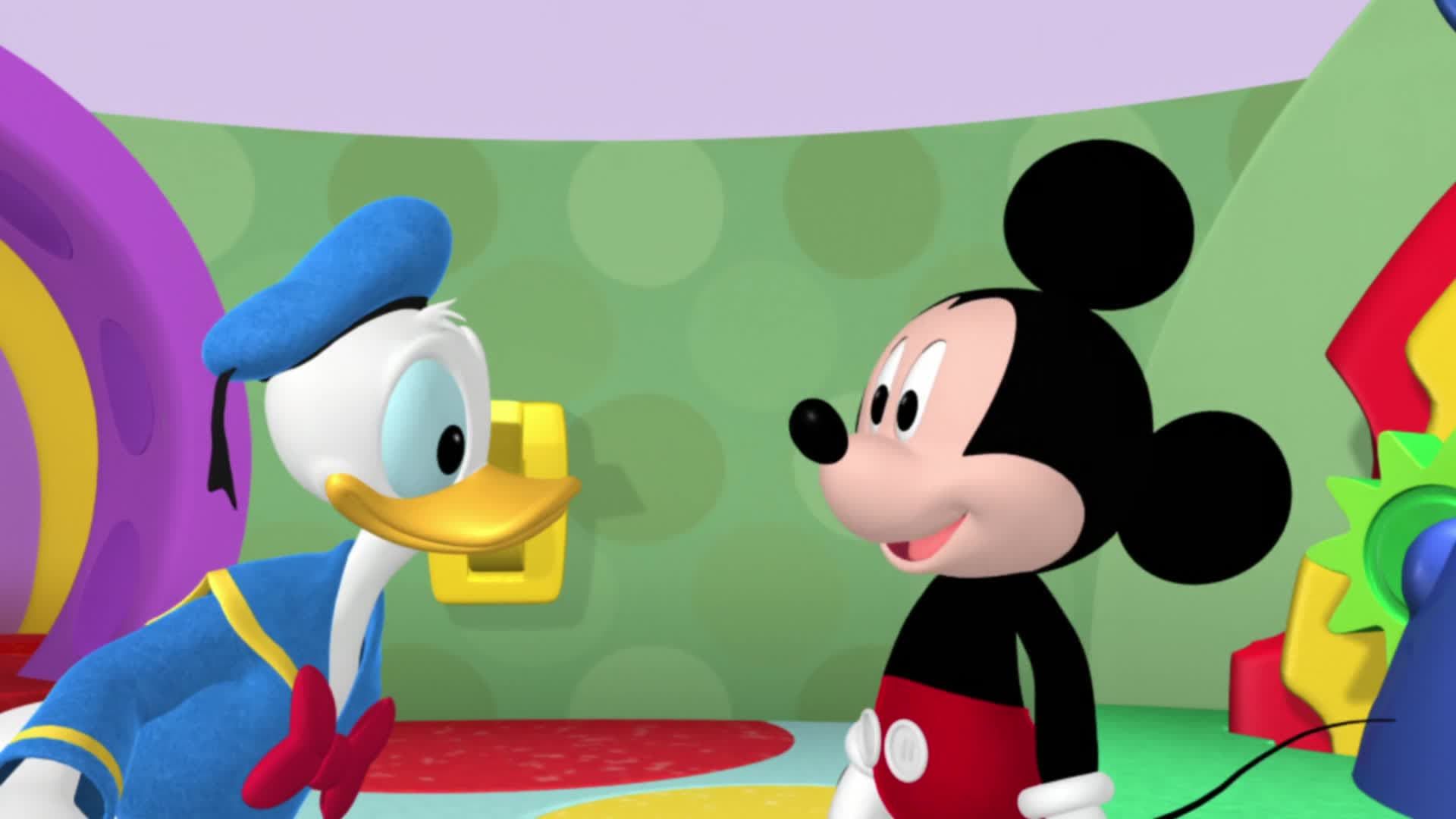 Mickey Mouse Clubhouse background