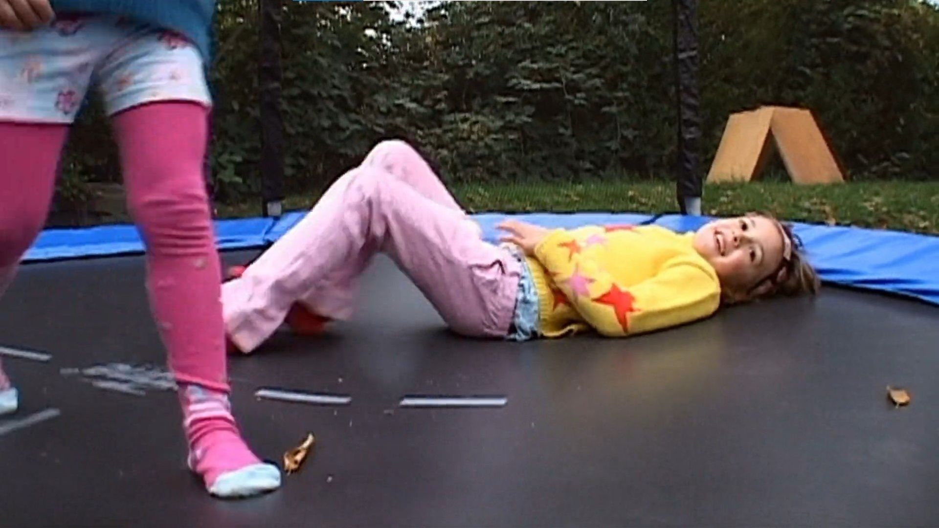 Die Sendung mit dem Elefanten background