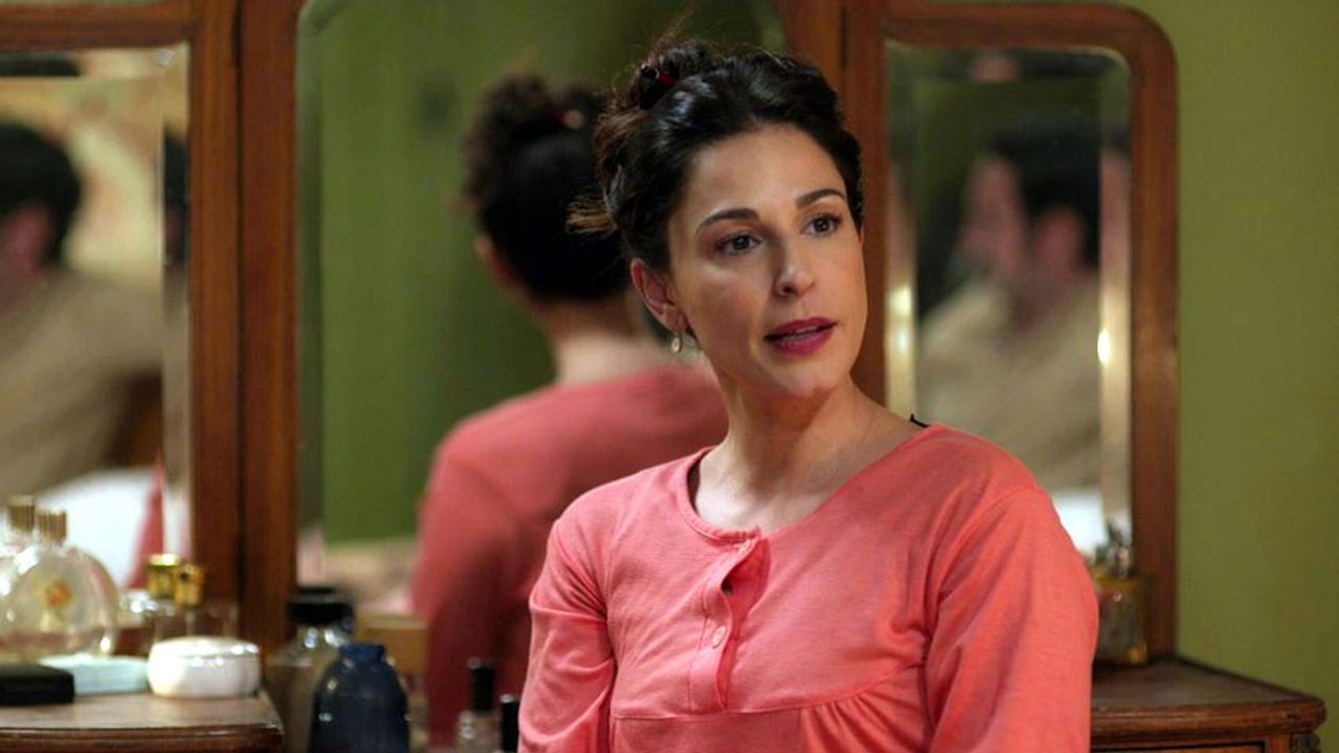 Ta kalytera mas hronia background