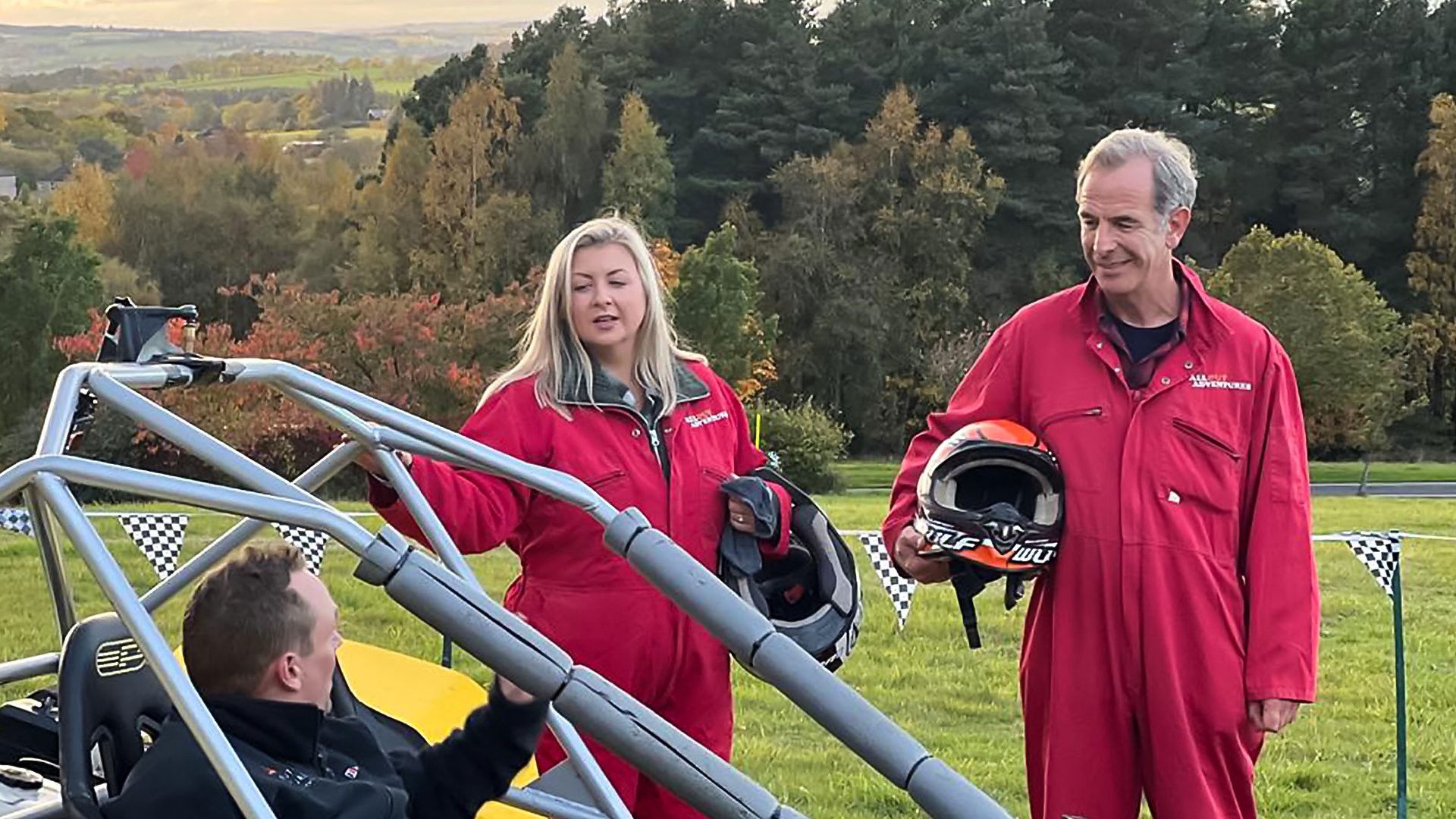 Robson Green's Weekend Escapes background