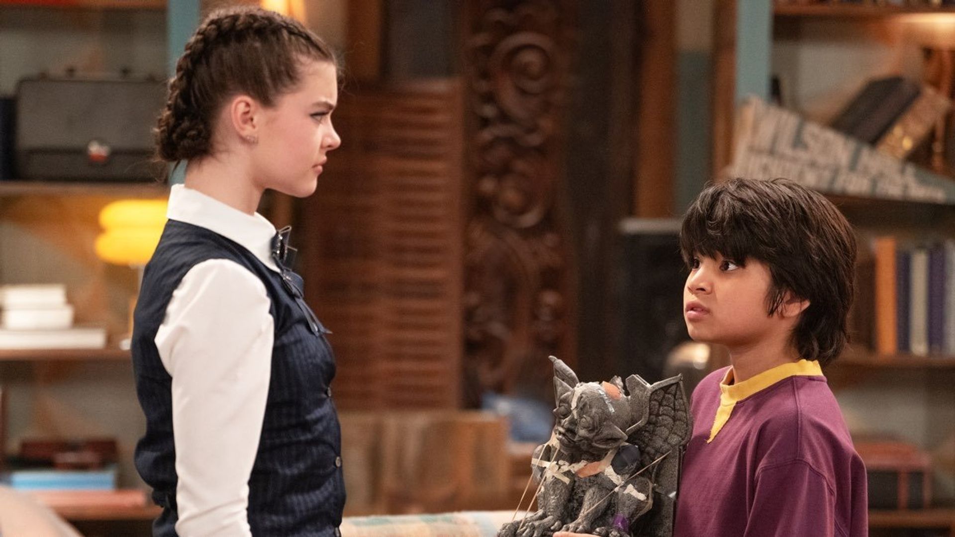 Vampirina: Teenage Vampire background