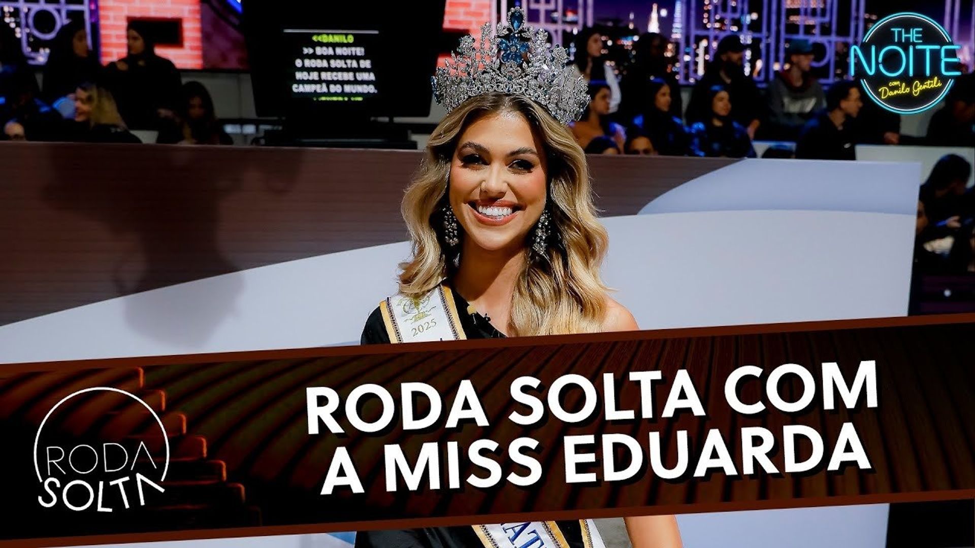 The Noite com Danilo Gentili background