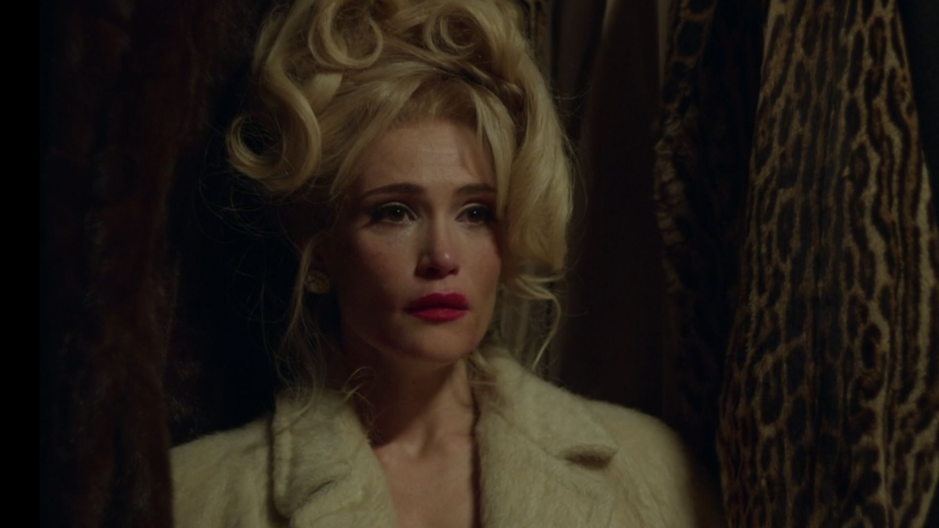 Funny Woman background