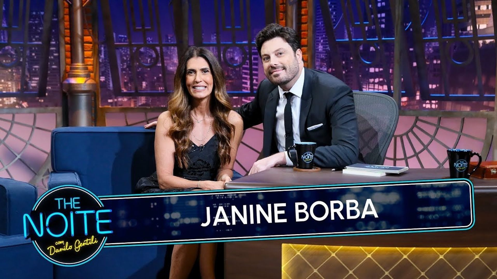 The Noite com Danilo Gentili background