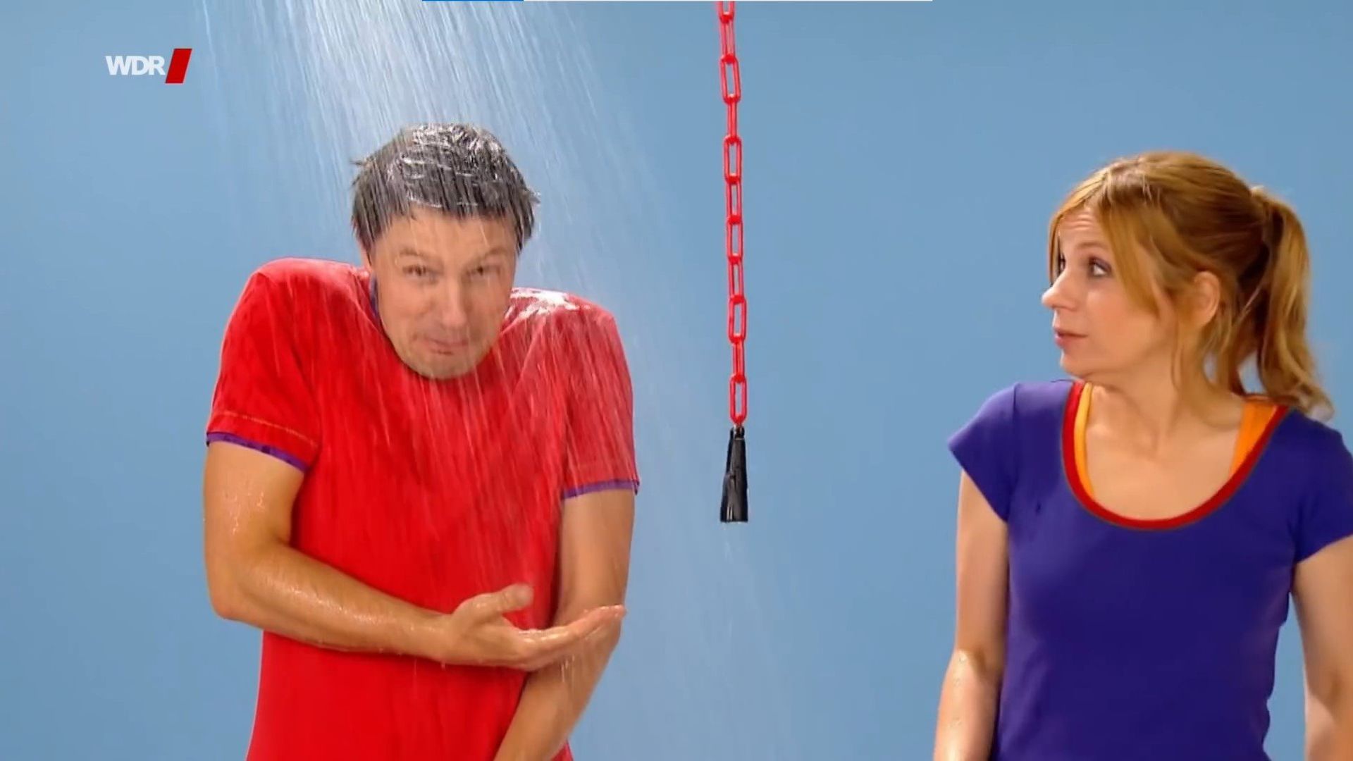 Die Sendung mit dem Elefanten background