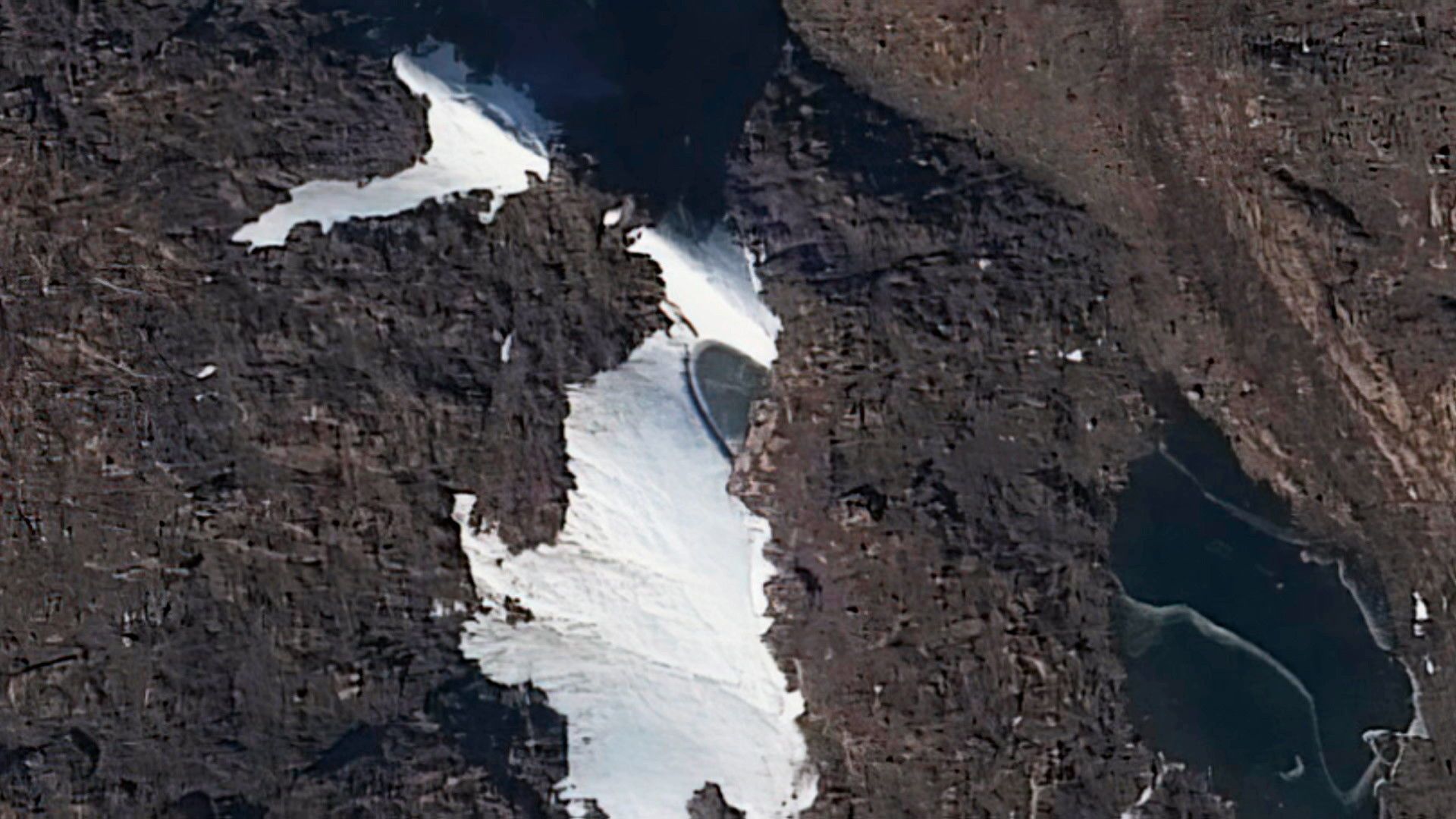 The Proof Is Out There: Bermuda Triangle Edition background