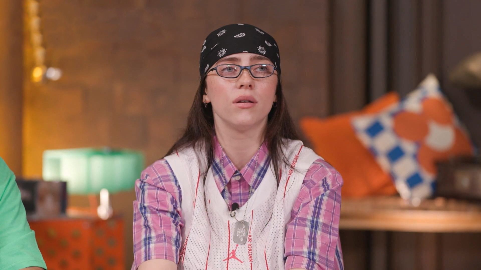 You Quiz on the Block background