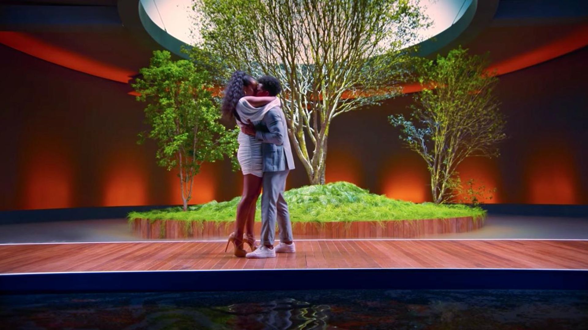 Love Is Blind: Brazil background