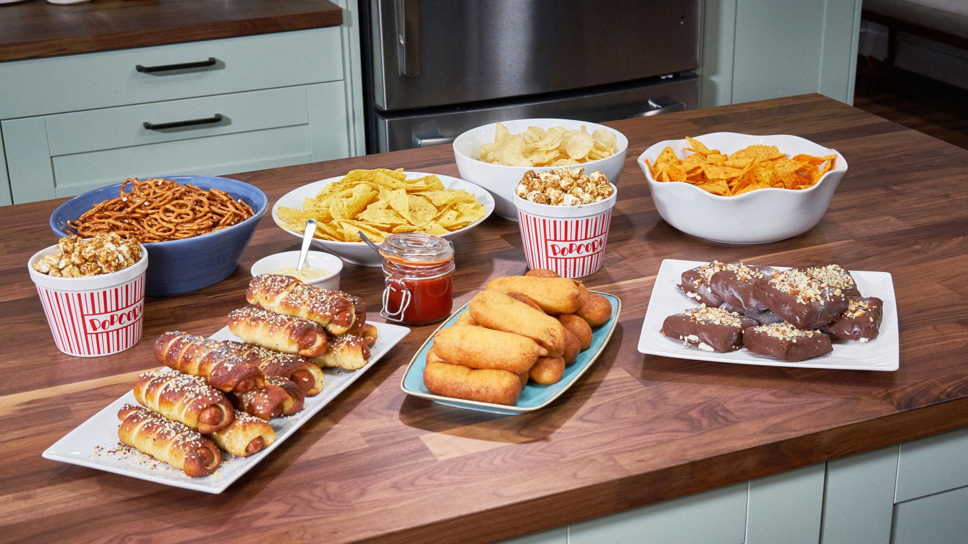 Mary's Kitchen Crush background