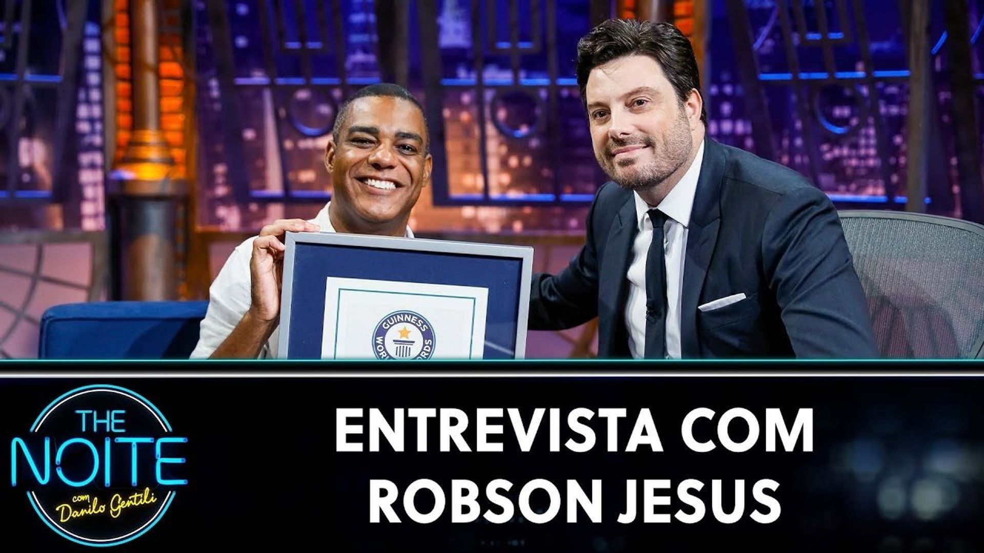 The Noite com Danilo Gentili background