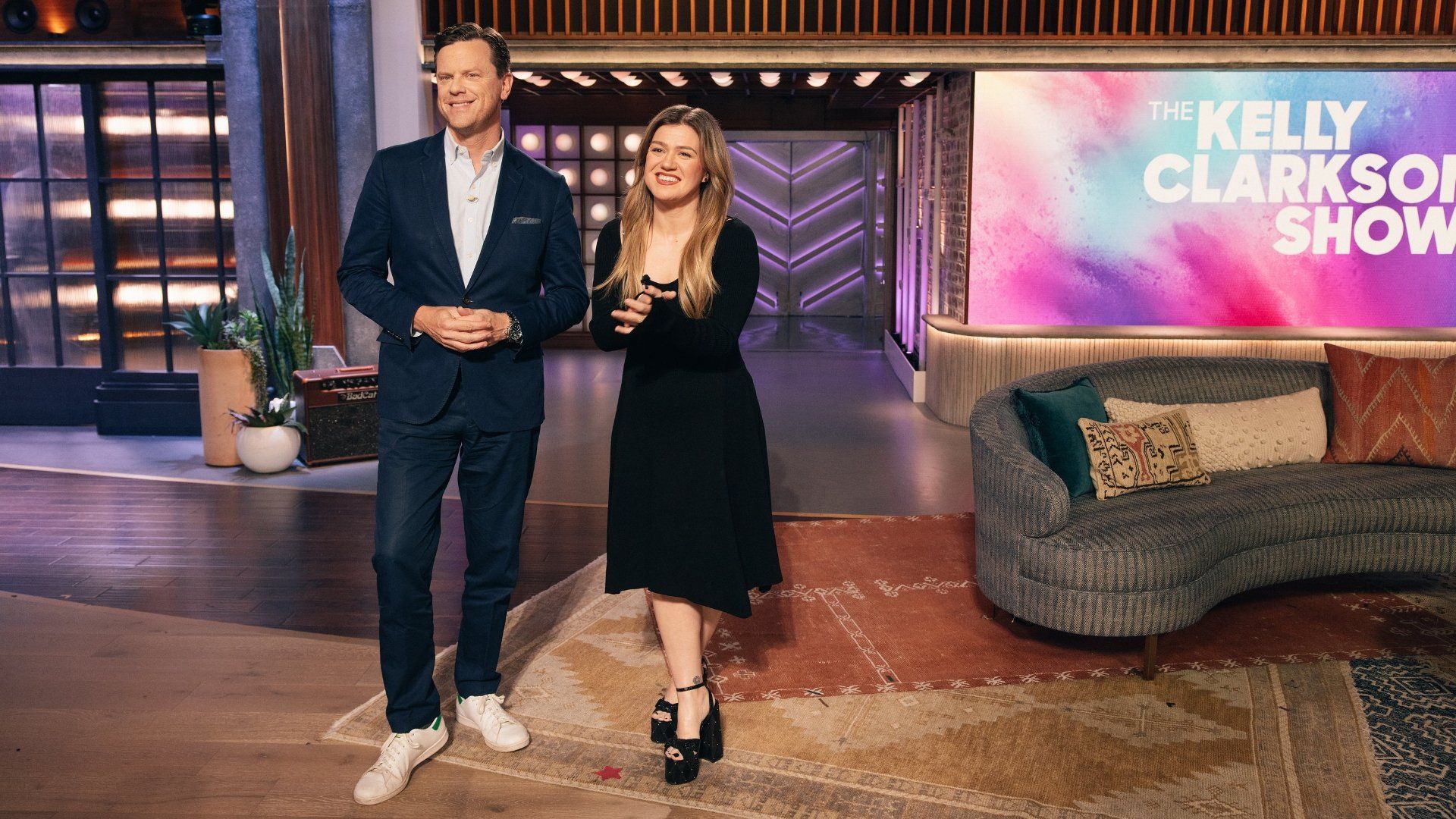 The Kelly Clarkson Show background