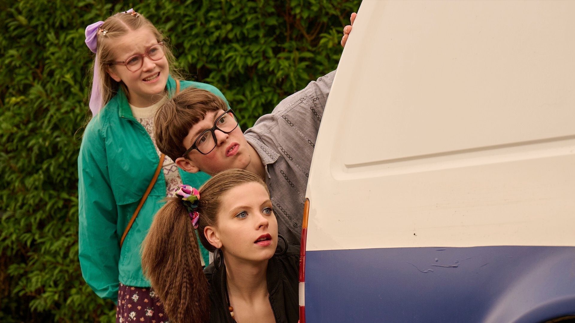 Changing Ends background