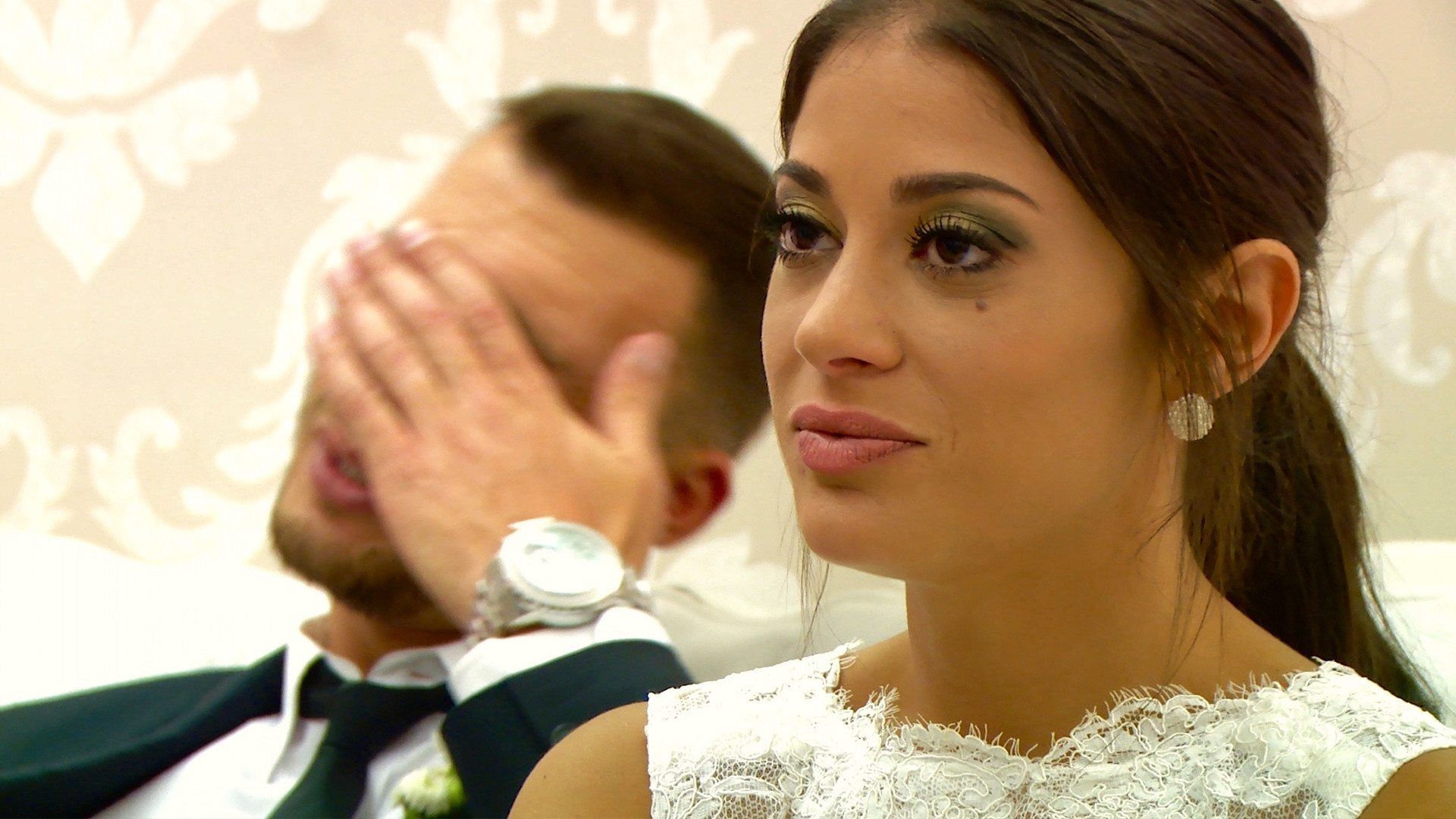 90 Day Fiancé: Happily Ever After? background