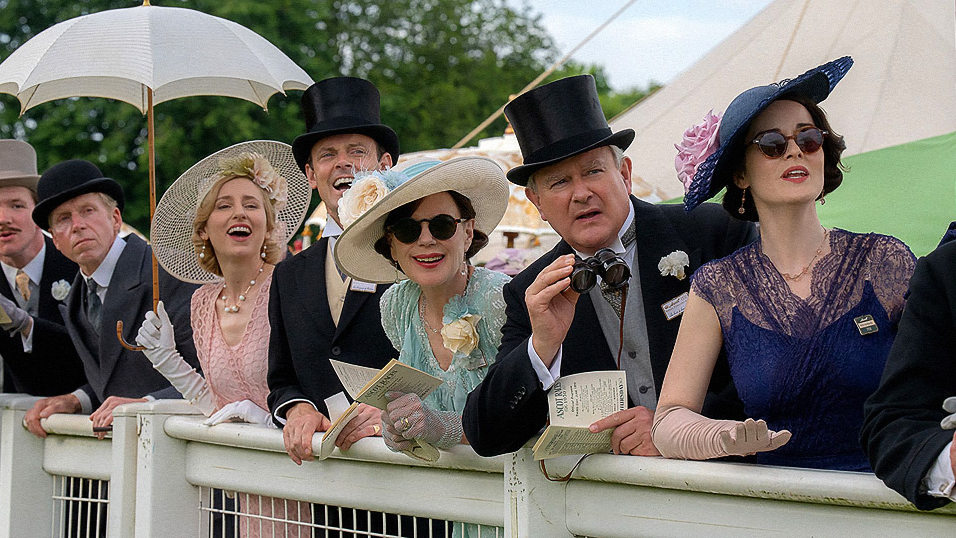 Downton Abbey: The Grand Finale background
