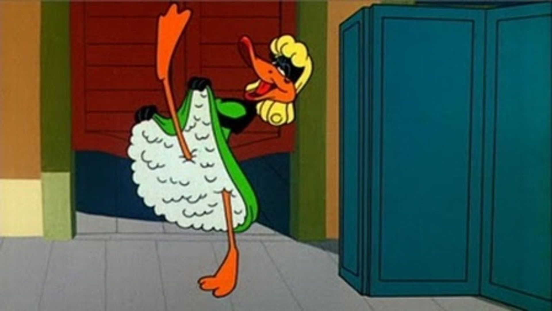 Daffy's Inn Trouble background