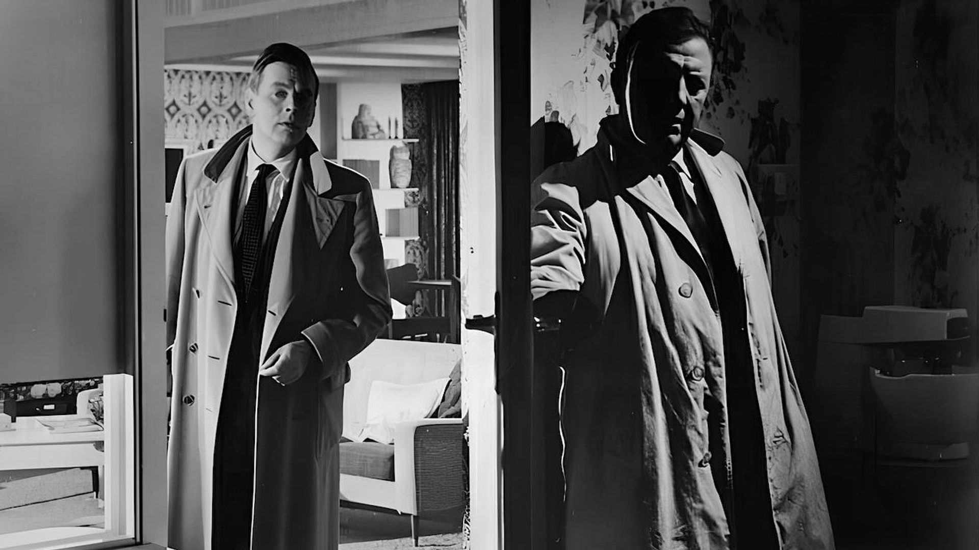The Edgar Wallace Mystery Theatre background