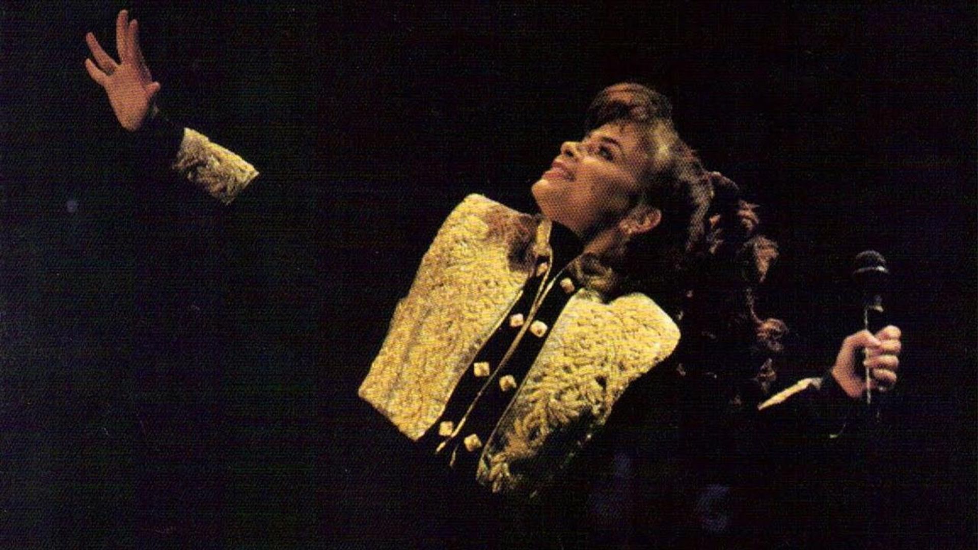 Paula Abdul: Under My Spell Live background
