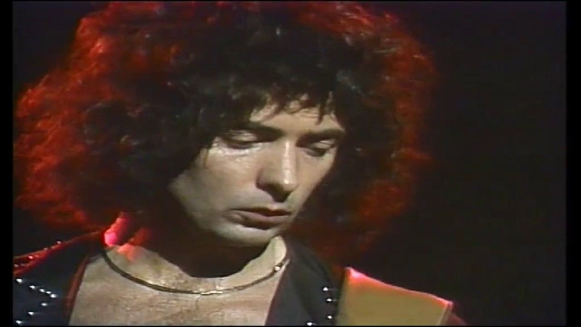 Rainbow: Live Between the Eyes background