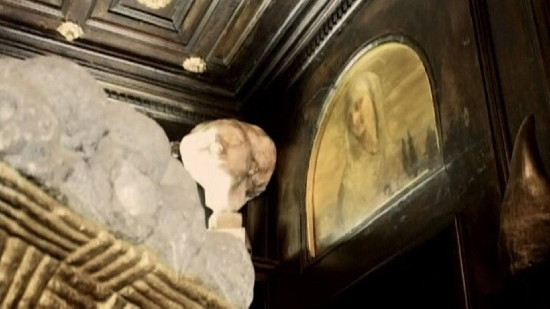 D'Annunzio's Cave background