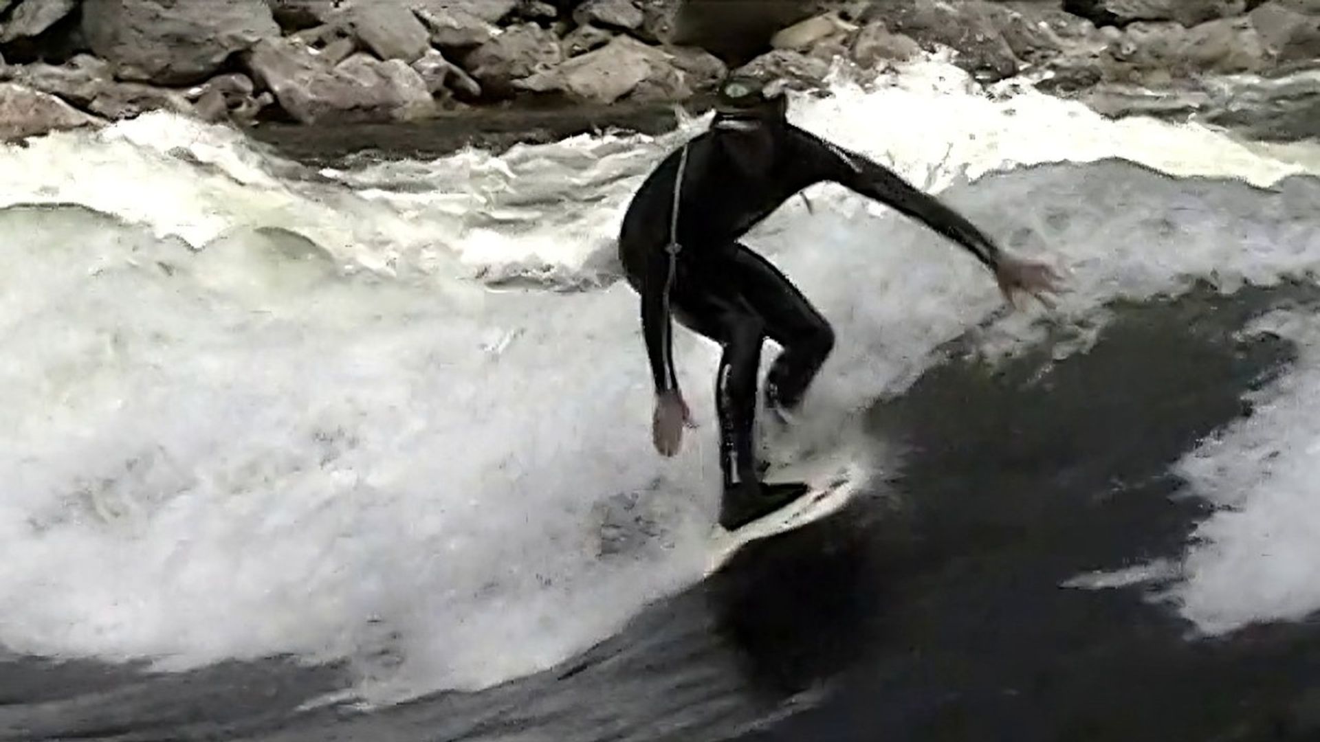 Miles to Surf background