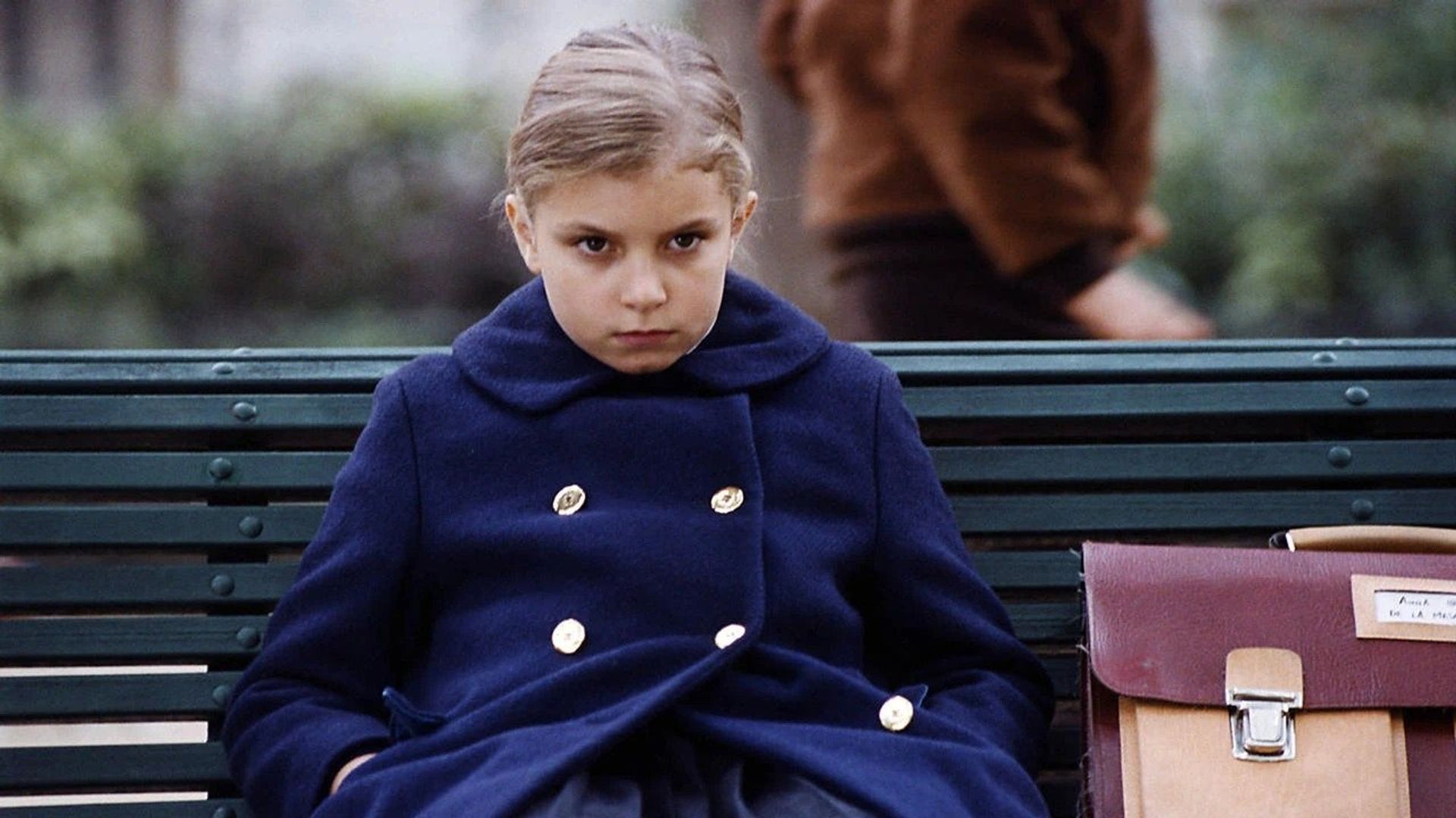 La faute à Fidel! background