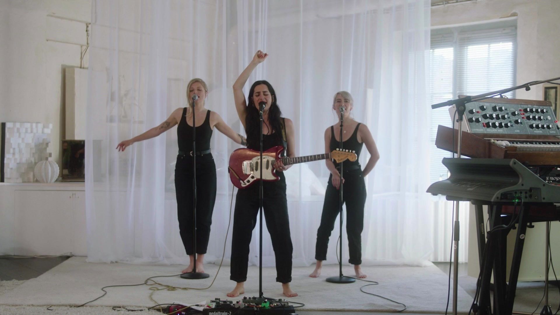 Bitterzoet Concert Film background